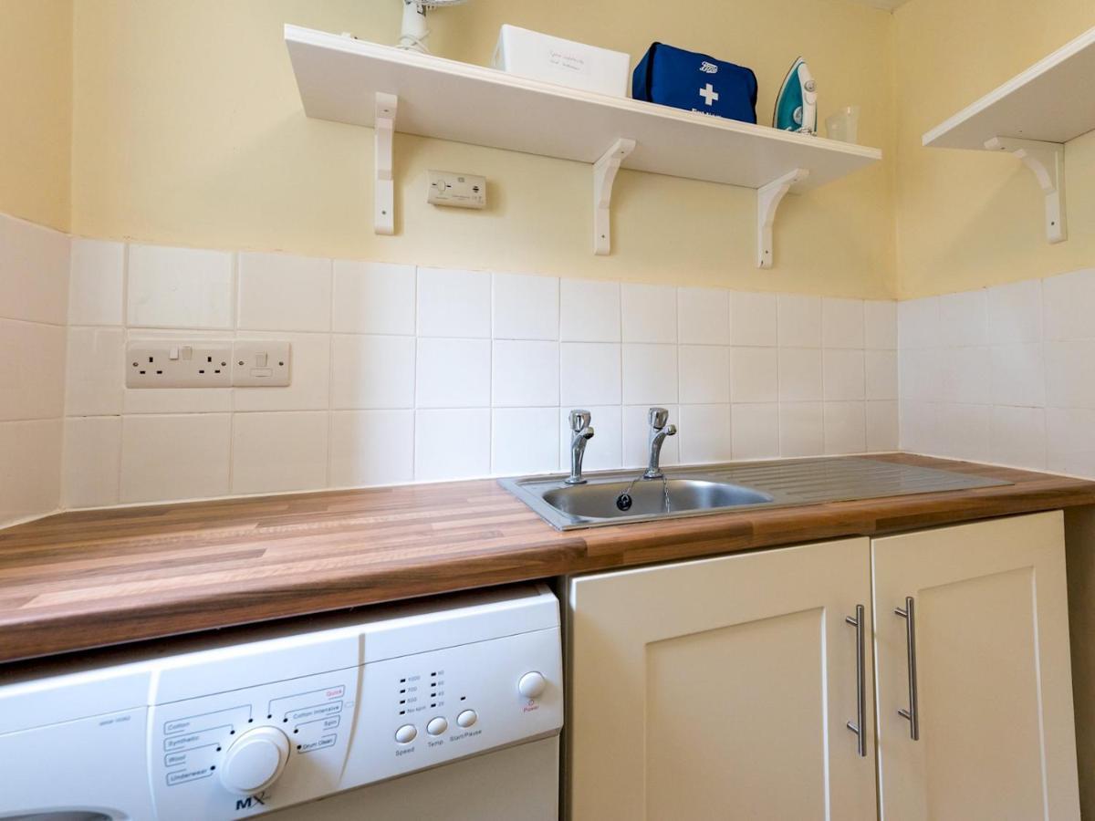 Pass The Keys Cosy 2 Bedroom Victorian Cottage Ludlow Exterior photo